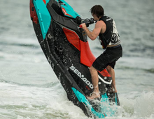 Laden Sie das Bild in den Galerie-Viewer, OEM Sea-Doo Spark 45er Keile für Tailstands und Flips